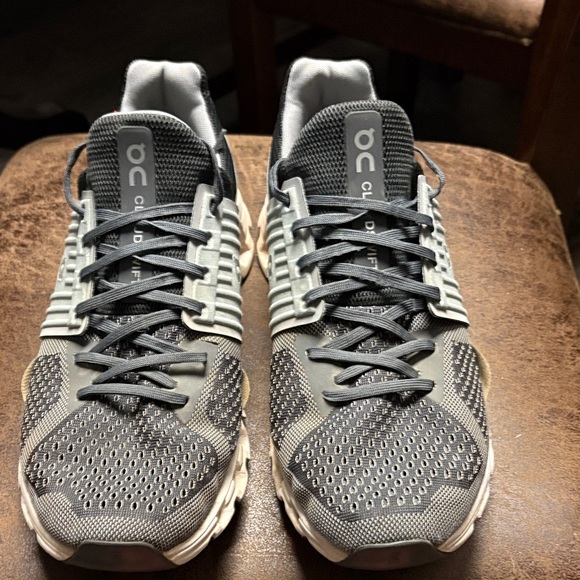 On Running Black and Gray Sneakers Men - Picture 2 of 8